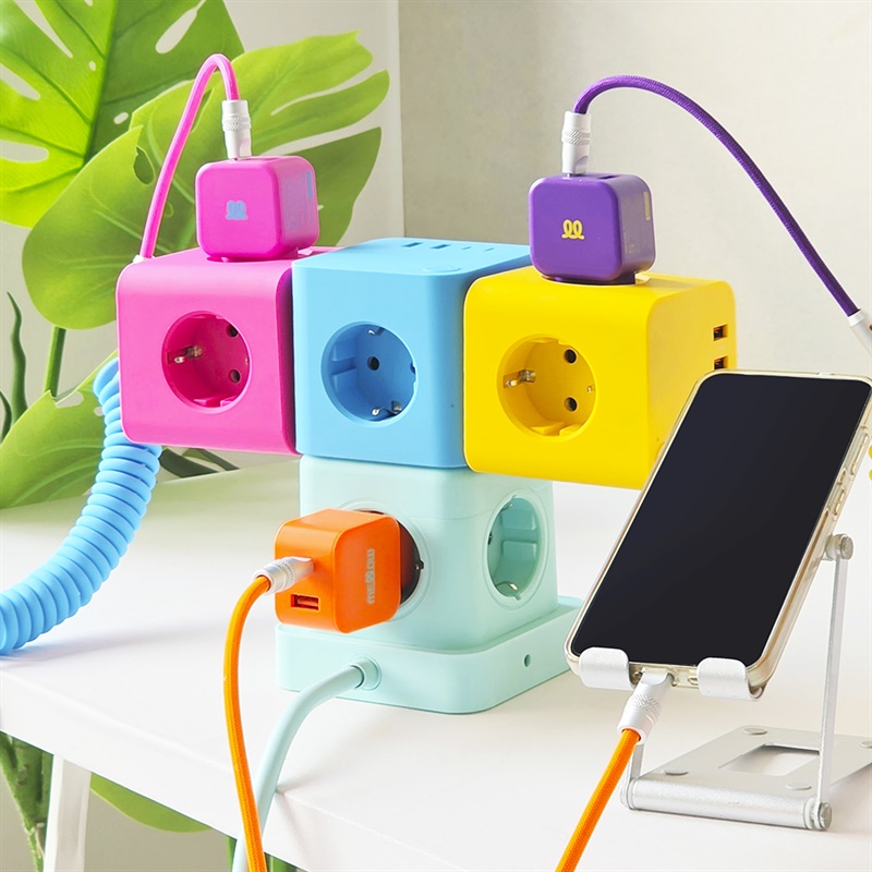 '데코아르' 멜로우 도킹형 & 큐브 멀티탭