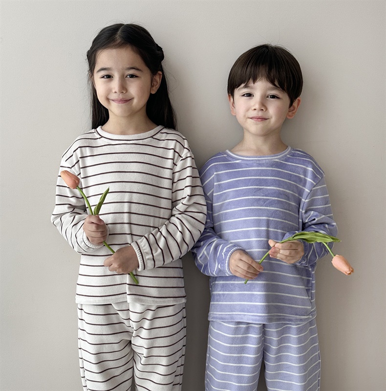데이원 X ECLL 울트라밍크 수면잠옷