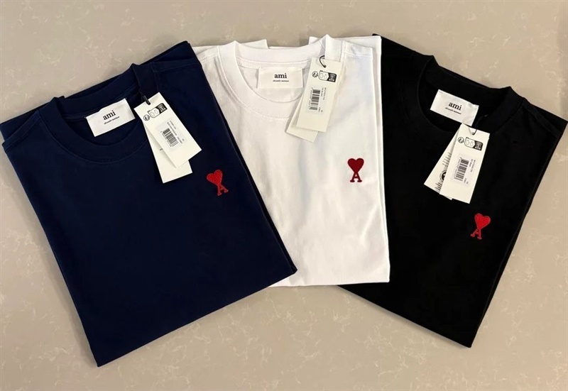 아미(Ami)  스몰하트 로고  남녀공용 라운드티